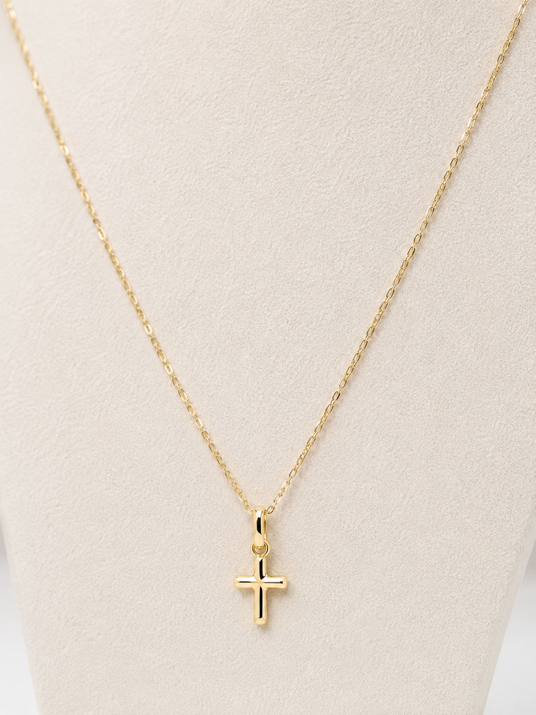 18K Gold Cross Pendant Necklace